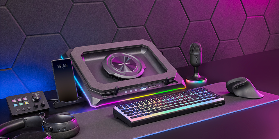 STRIKING DESIGN WITH RGB LIGHTING